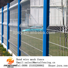 Wholesale made in China PVC coated v bend mesh panels farm wire dividers security welded fence panels